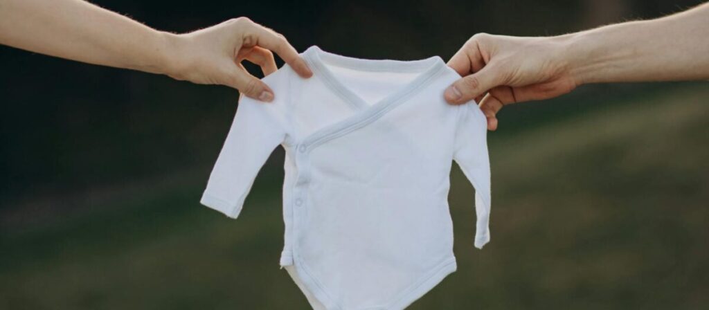 Babykleidung waschen: Sicher und sanft für empfindliche Haut
